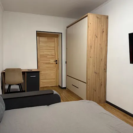 затишні для вас Apartment Uzhhorod